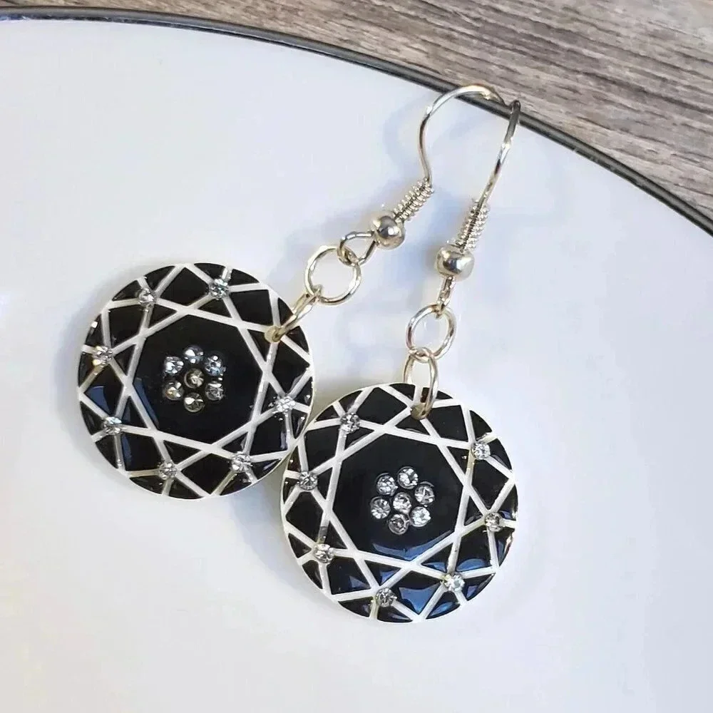 Vintage Y2K White Black Lucite Austrian Abstract Atomic Science Circles Earrings